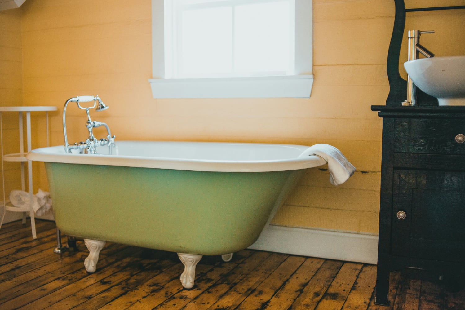 Cast Iron bathtub